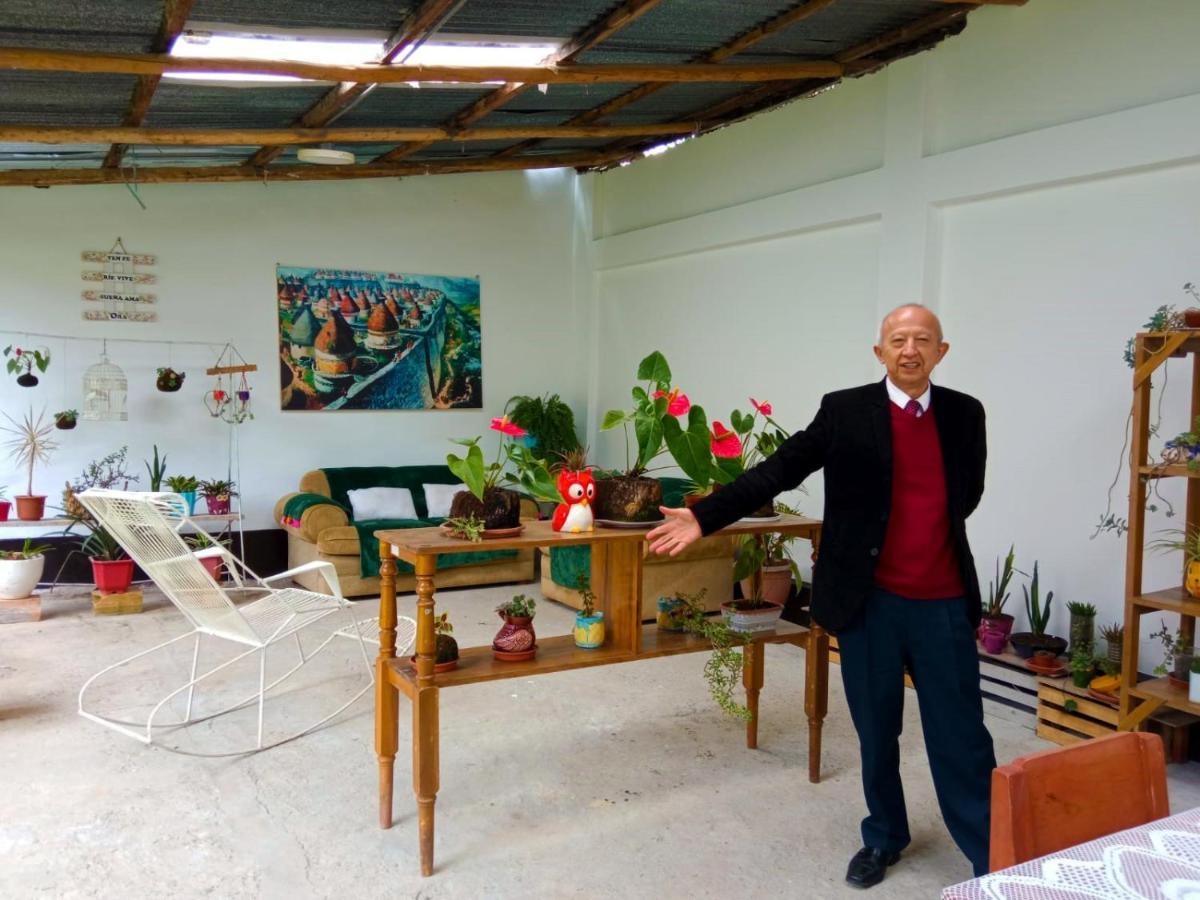 Casa Kuelap Hostal チャチャポヤス エクステリア 写真