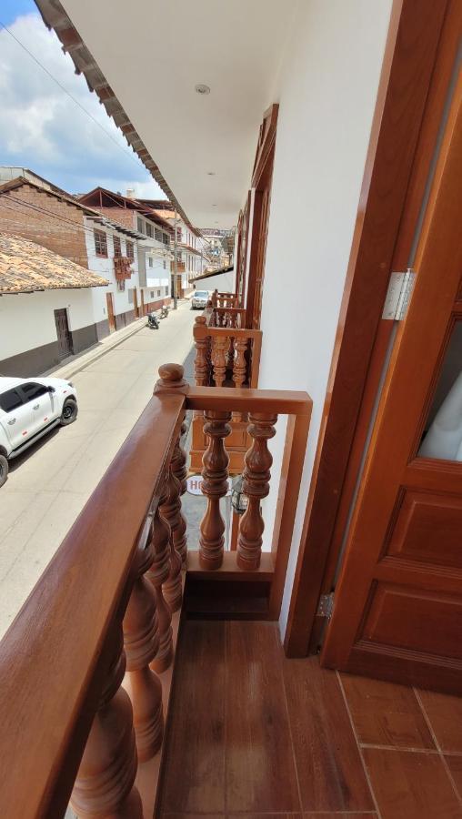 Casa Kuelap Hostal チャチャポヤス エクステリア 写真