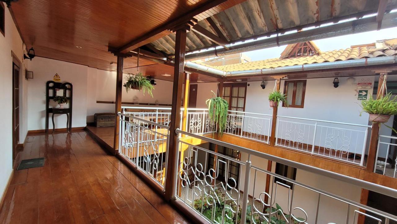 Casa Kuelap Hostal チャチャポヤス エクステリア 写真