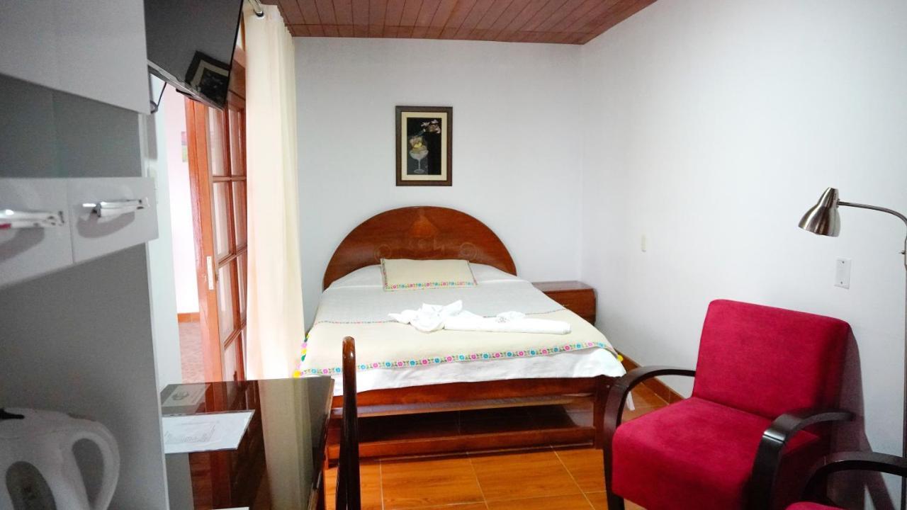 Casa Kuelap Hostal チャチャポヤス エクステリア 写真