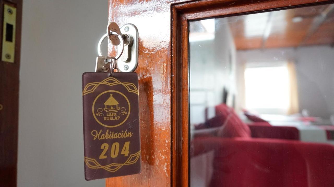 Casa Kuelap Hostal チャチャポヤス エクステリア 写真
