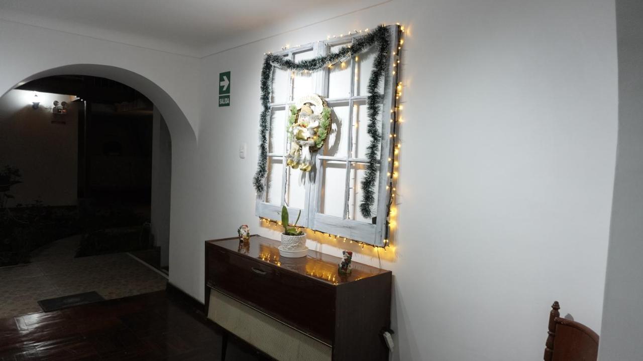 Casa Kuelap Hostal チャチャポヤス エクステリア 写真